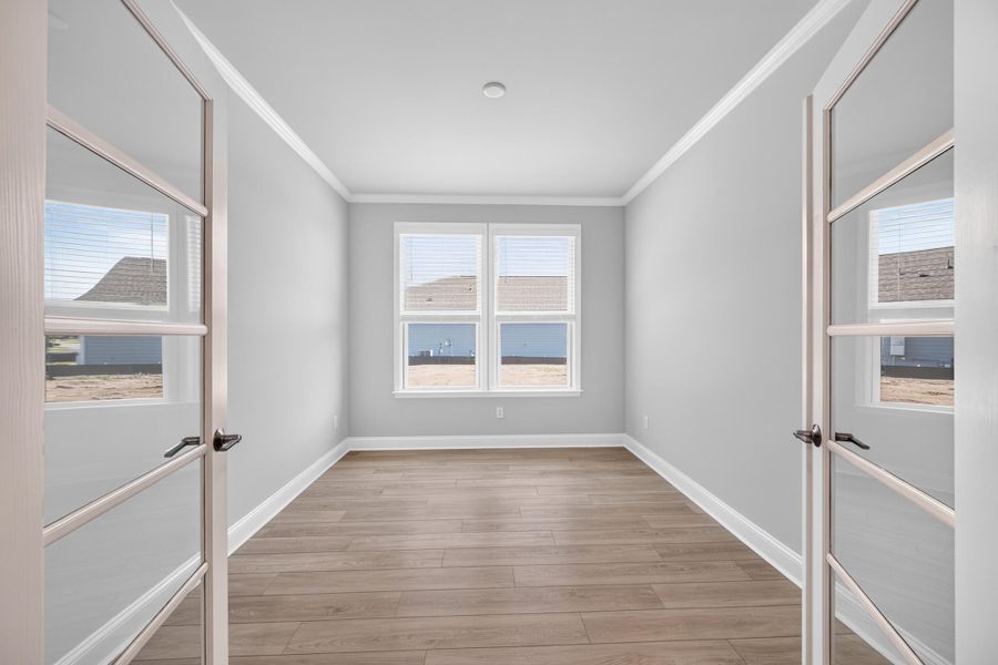 Spacious, unfurnished interior of a new home in Del Webb Charleston at Nexton, Summerville (Image 20).