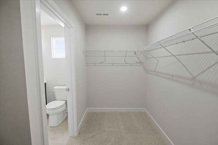 Spacious, unfurnished interior of a new home in Reidville Town Center Cottages, Duncan (Image 23).