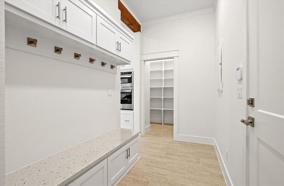 Furnished interior view inside a new home in , Salado (Image 11).