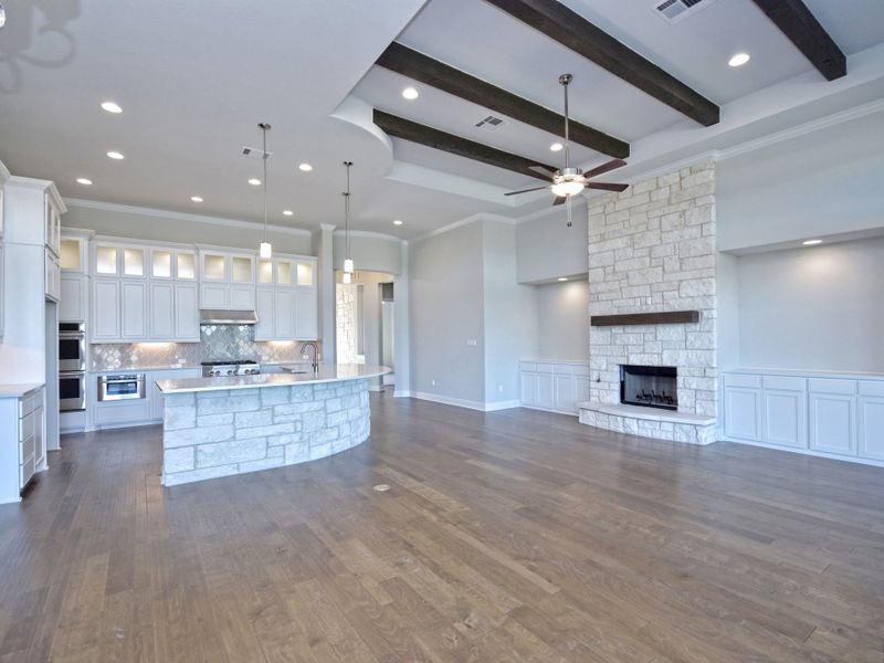 Representative unfurnished interior of a home built from the San Simeon I by Giddens Homes in Clearwater Ranch, Liberty Hill (Image 471).