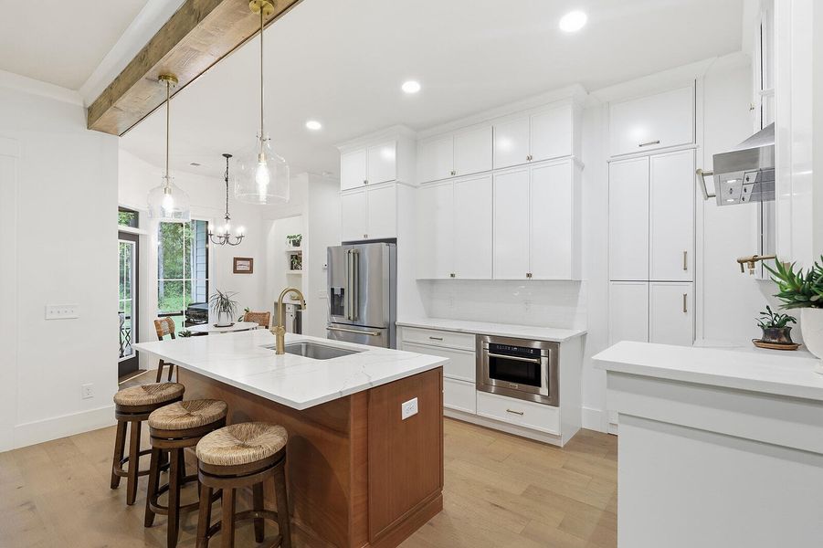 Furnished interior view inside a new home in , Seabrook (Image 51).