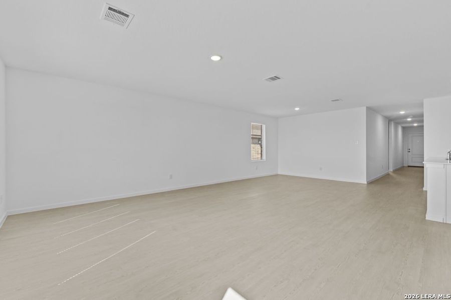 Spacious, unfurnished interior of a new home in Grace Valley, Marion (Image 20).