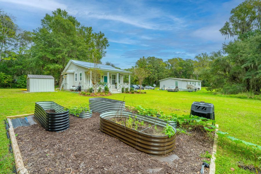 Image 6 of a home in .
