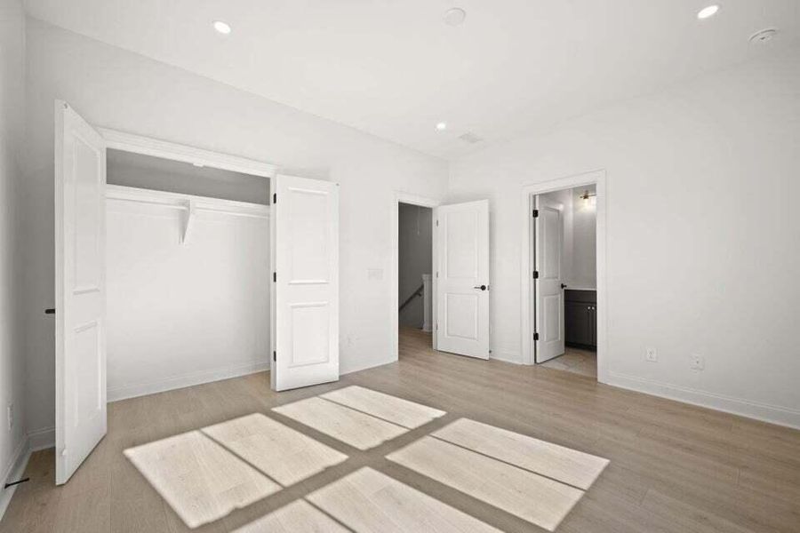 Spacious, unfurnished interior of a new home in , Johns Island (Image 12).