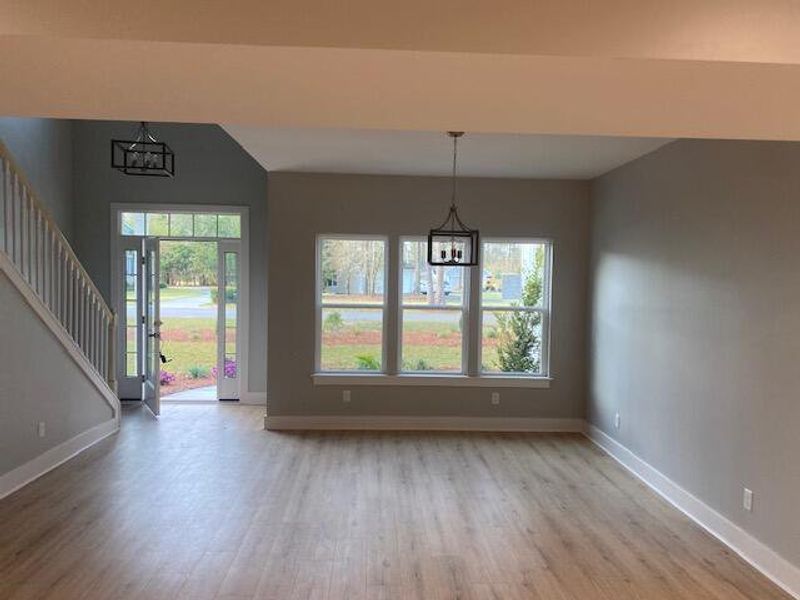 Spacious, unfurnished interior of a new home in , Walterboro (Image 13).
