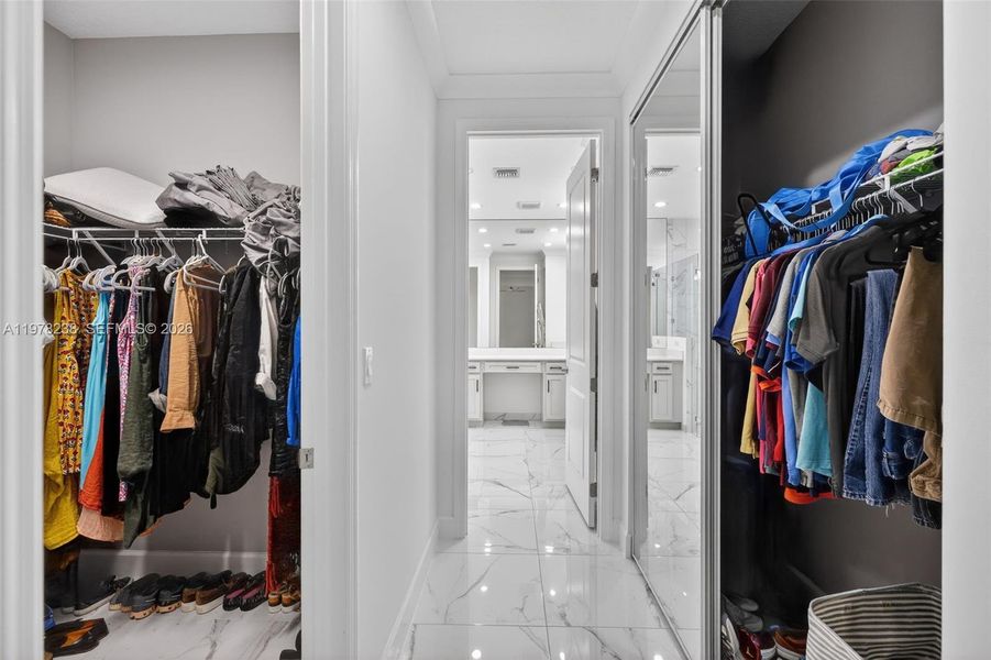 Image 58 of a home in .