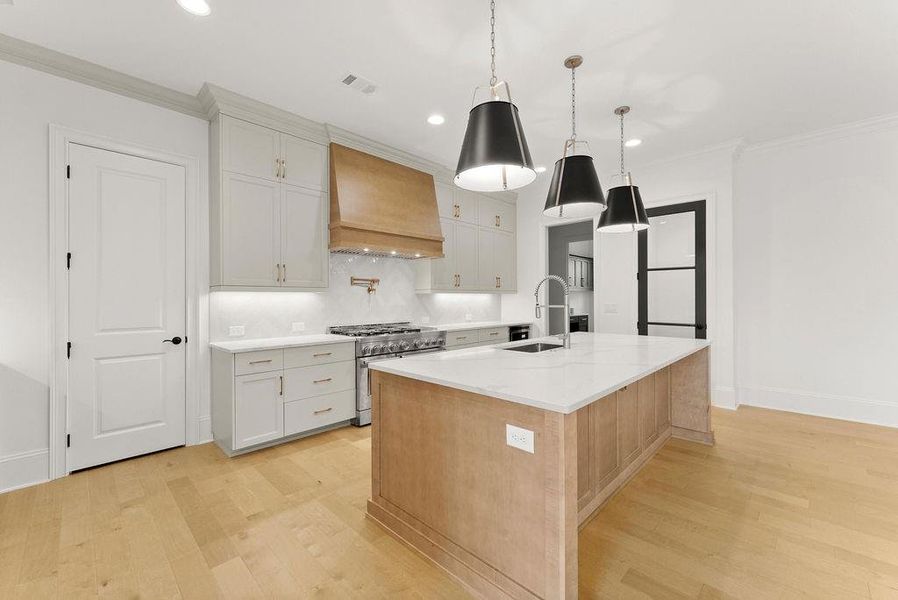 Furnished interior view inside a new home in , Marietta (Image 4).