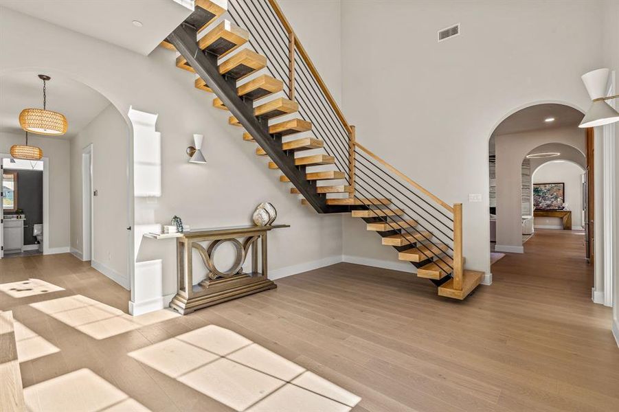 Furnished interior view inside a new home in , Northlake (Image 5).