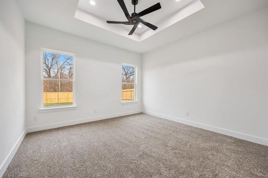 Spacious, unfurnished interior of a new home in , Dallas (Image 25).