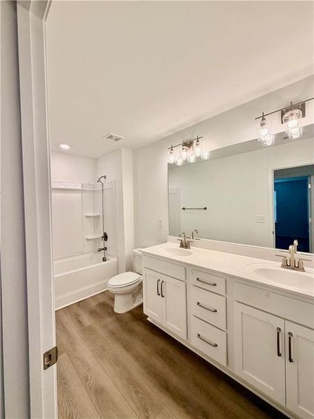 Furnished interior view inside a new home in Creekside, Dawsonville (Image 12).