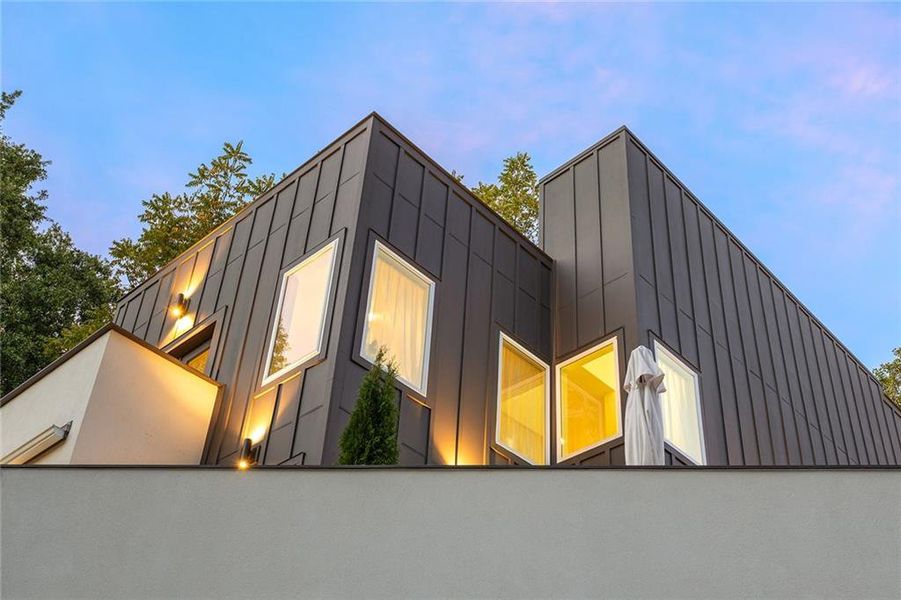 Image 62 of a home in .