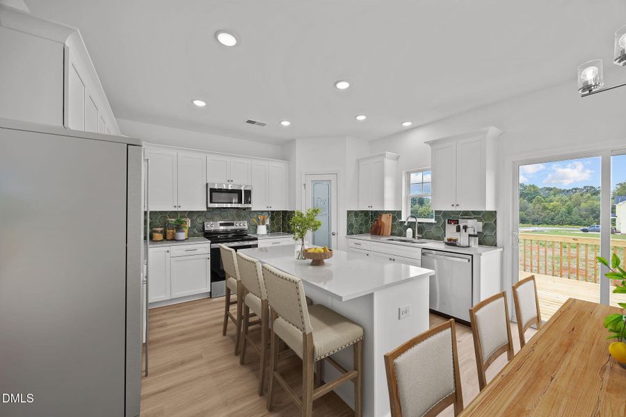 46-web-or-mls-sitting area 46-web-or-mls-sitting area