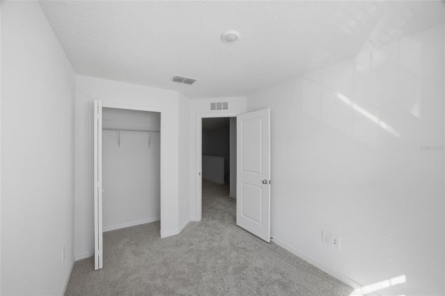 Spacious, unfurnished interior of a new home in , San Antonio (Image 18).