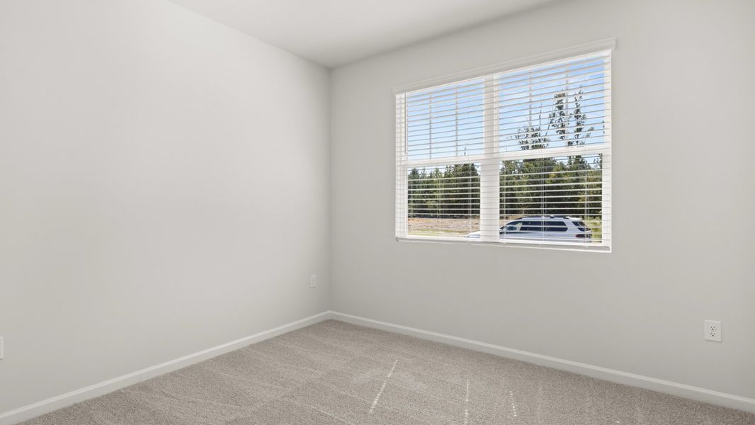 Representative unfurnished interior of a home built from the Aria by D.R. Horton in Oakleigh Glen, Dallas (Image 27).