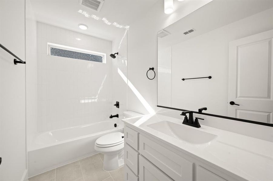 417 Newpark- Bathroom-2