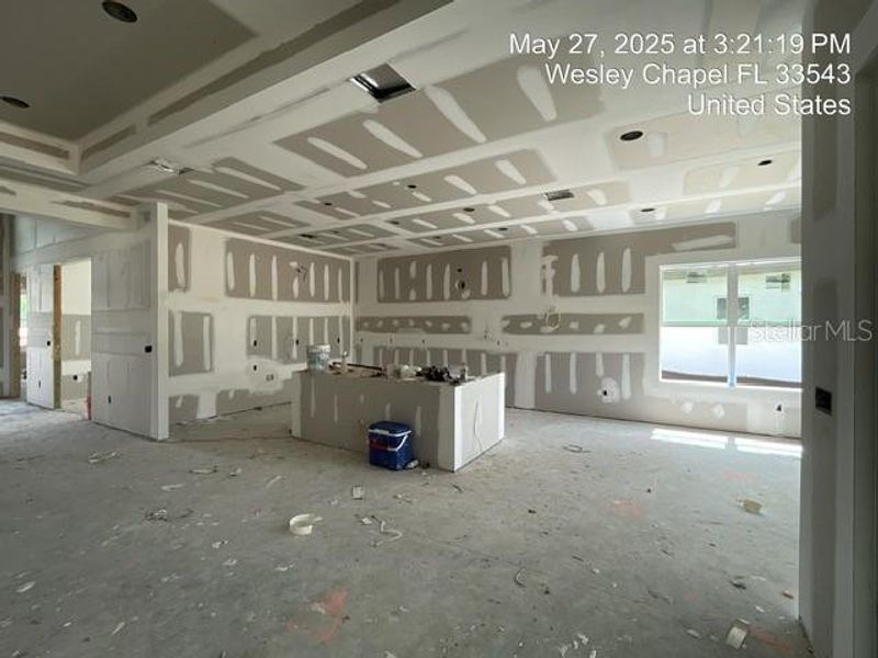 Spacious, unfurnished interior of a new home in Valencia Ridge, Wesley Chapel (Image 21).