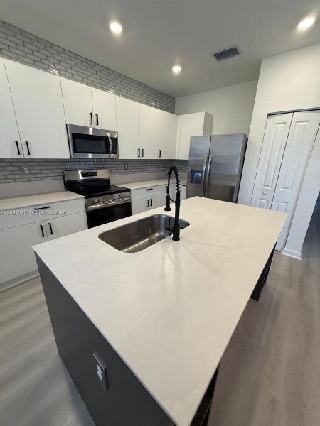 Image 35 of a home in .
