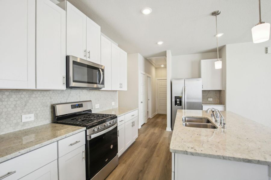 Photo is not of the actual home but is an inspirational photo of builder’s model home and may depict options, furnishings, and/or decorator features that are not included. Photo is not of the actual home but is an inspirational photo of builder’s model home and may depict options, furnishings, and/or decorator features that are not included.