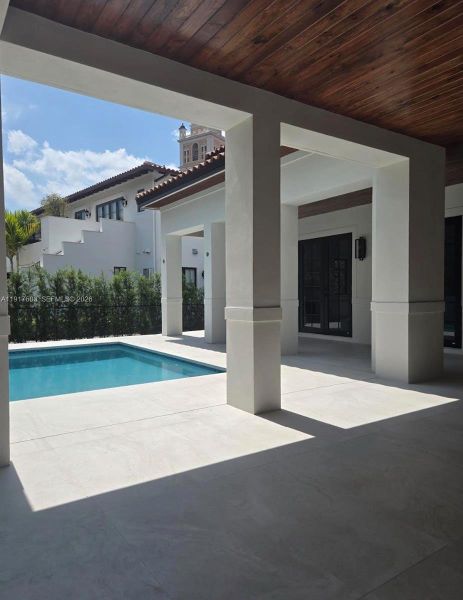 Exterior details and patio area of a home in , Coral Gables (Image 12).