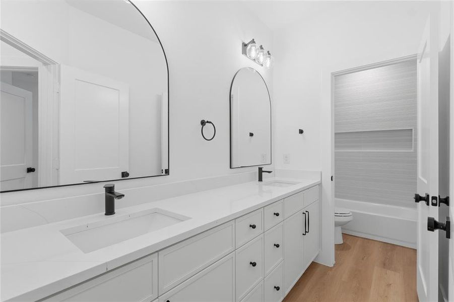 Furnished interior view inside a new home in , Dallas (Image 8). Furnished interior view inside a new home in , Dallas (Image 8).