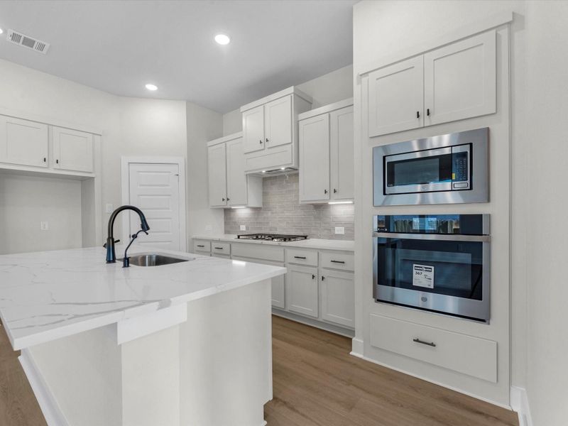 Furnished interior view inside a new home in Clopton Farms, Montgomery (Image 8).