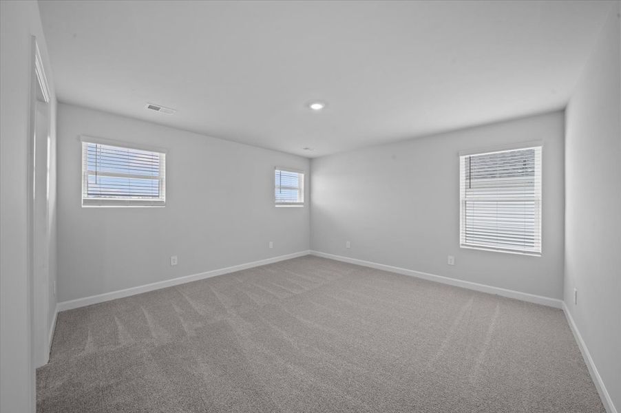 Spacious, unfurnished interior of a new home in Cedar Shoals – Heritage Collection, Piedmont (Image 22).