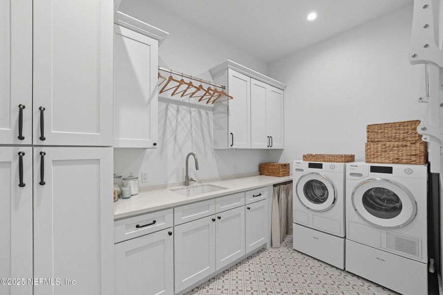 Furnished interior view inside a new home in , Ponte Vedra Beach (Image 17).