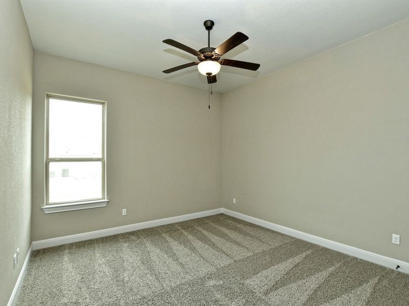 Representative unfurnished interior of a home built from the Siena II by Giddens Homes in Clearwater Ranch, Liberty Hill (Image 143).