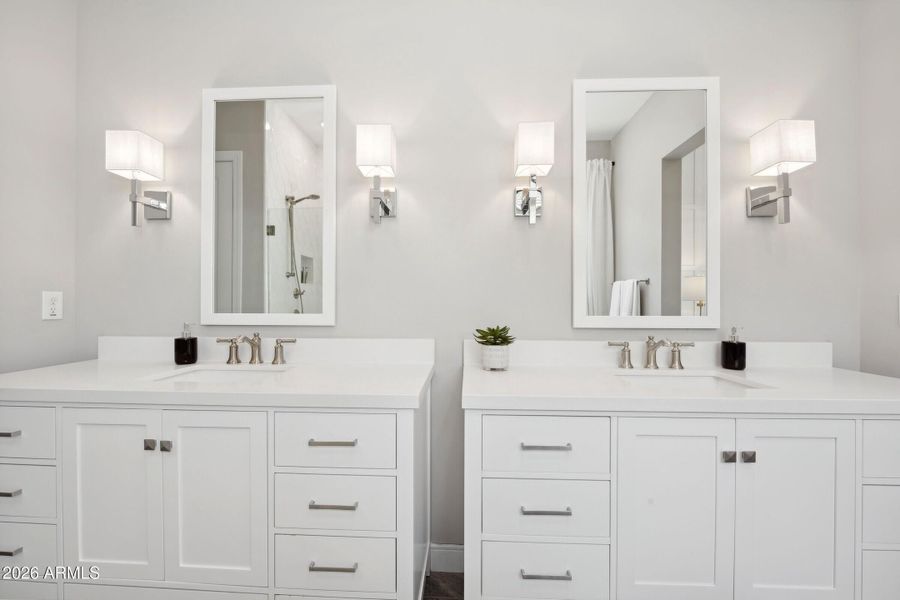 154704_Edgewood Estates_Primary Bathroom