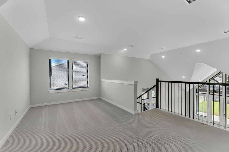 Spacious, unfurnished interior of a new home in Audubon, Magnolia (Image 17).