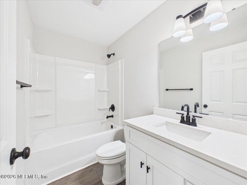 Furnished interior view inside a new home in , Palatka (Image 8).