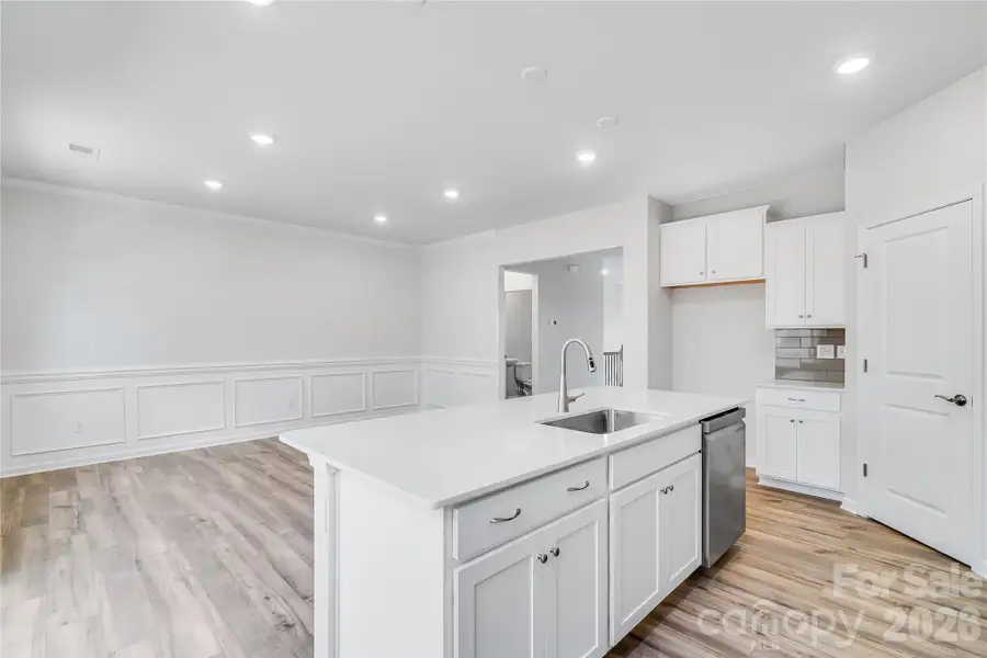 Photo is representational