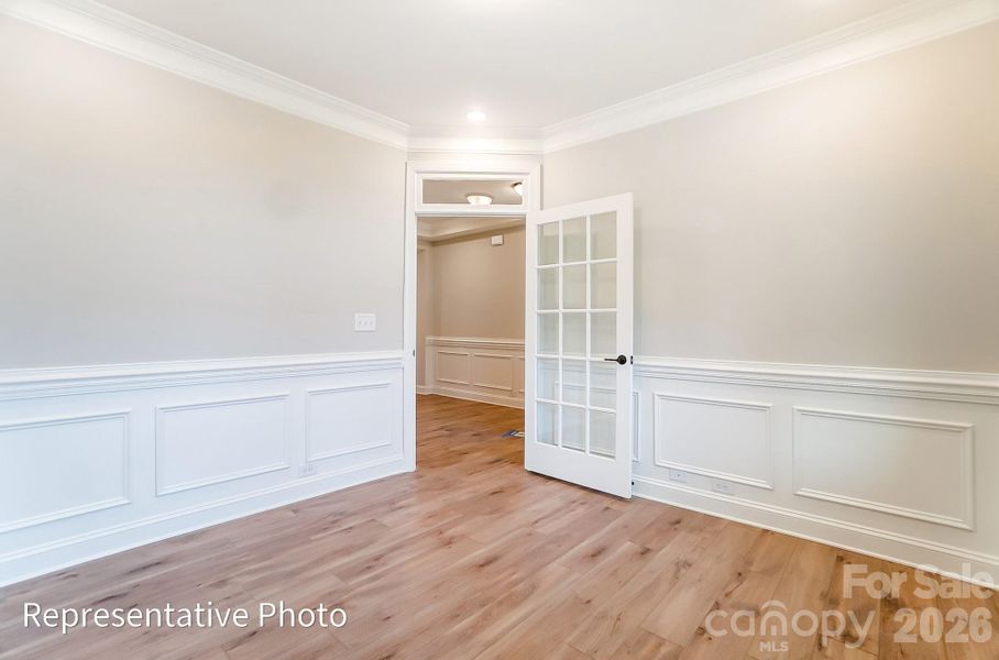 Spacious, unfurnished interior of a new home in Rone Creek, Waxhaw (Image 14).