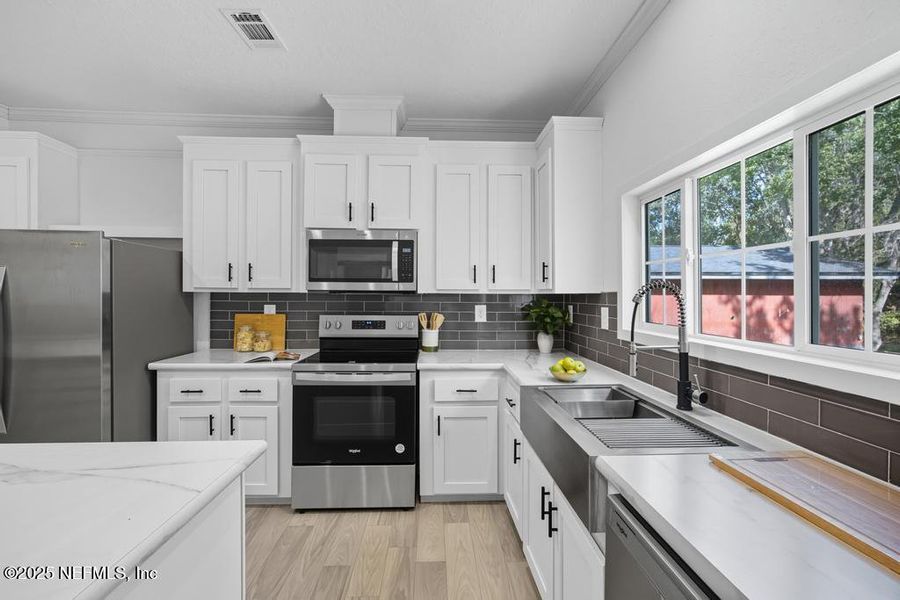 Furnished interior view inside a new home in , Macclenny (Image 6).