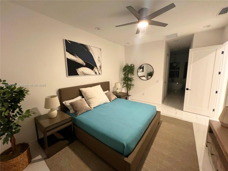 Furnished interior view inside a new home in , Port Charlotte (Image 9).