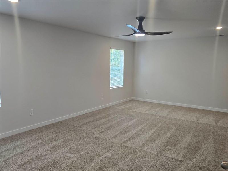 Spacious, unfurnished interior of a new home in Southern Hills, McDonough (Image 25).