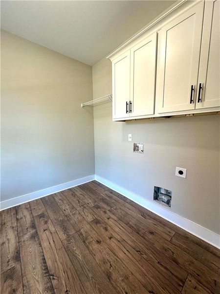 Spacious, unfurnished interior of a new home in , Kingston (Image 19).