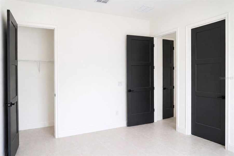 Spacious, unfurnished interior of a new home in , Palm Coast (Image 38).