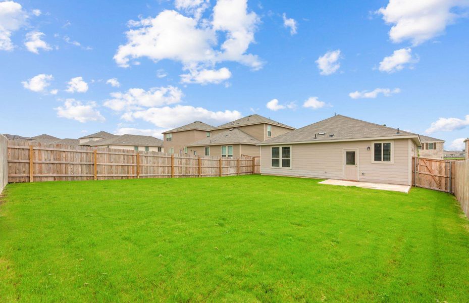 Front exterior of a new home in Sonterra, Jarrell, TX, highlighting curb appeal (Image 15). Front exterior of a new home in Sonterra, Jarrell, TX, highlighting curb appeal (Image 15).