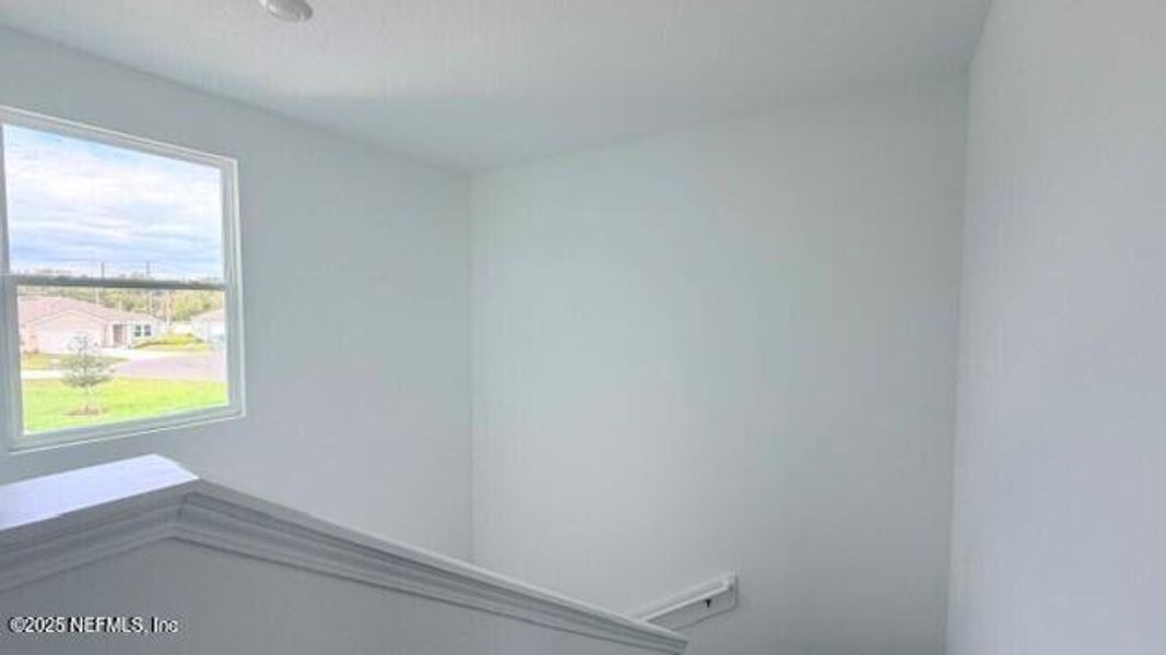 Spacious, unfurnished interior of a new home in Rookery, Green Cove Springs (Image 26).