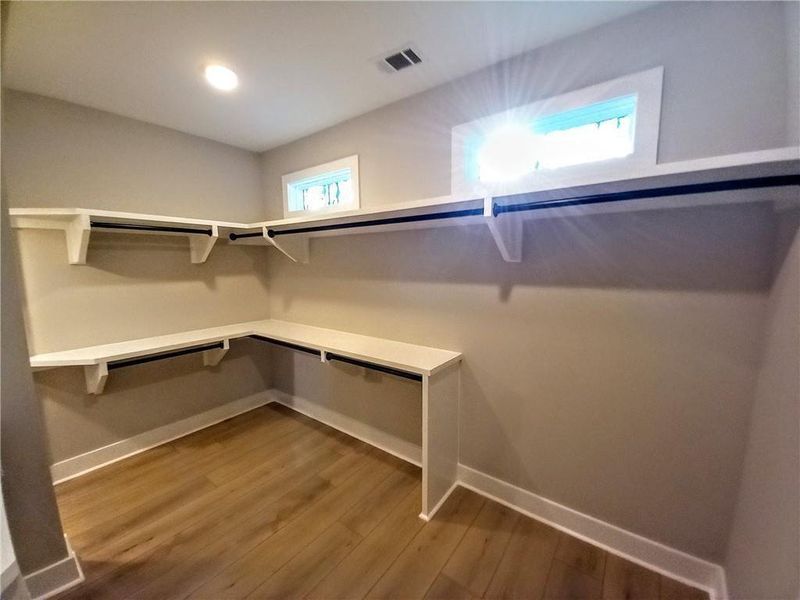 Image 77 of a home in .