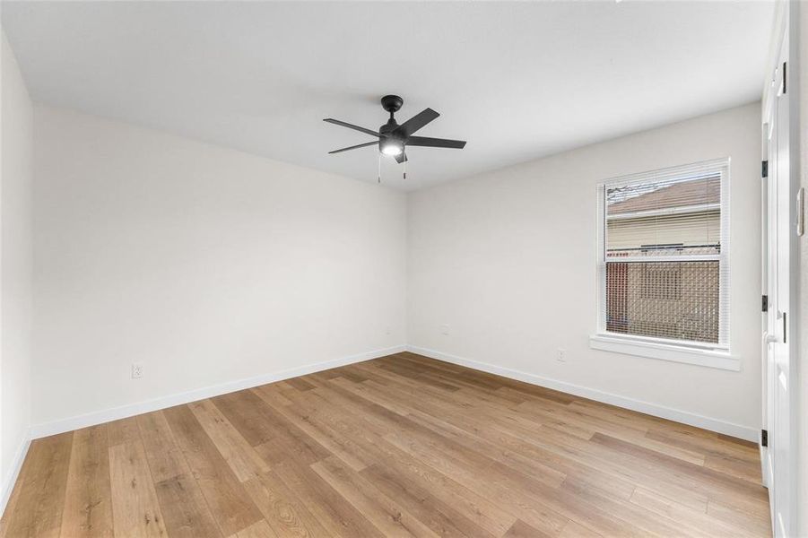Spacious, unfurnished interior of a new home in , Dallas (Image 28).