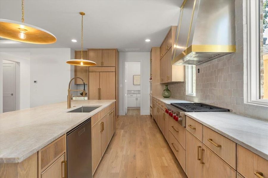 Furnished interior view inside a new home in , Dallas (Image 16). Furnished interior view inside a new home in , Dallas (Image 16).