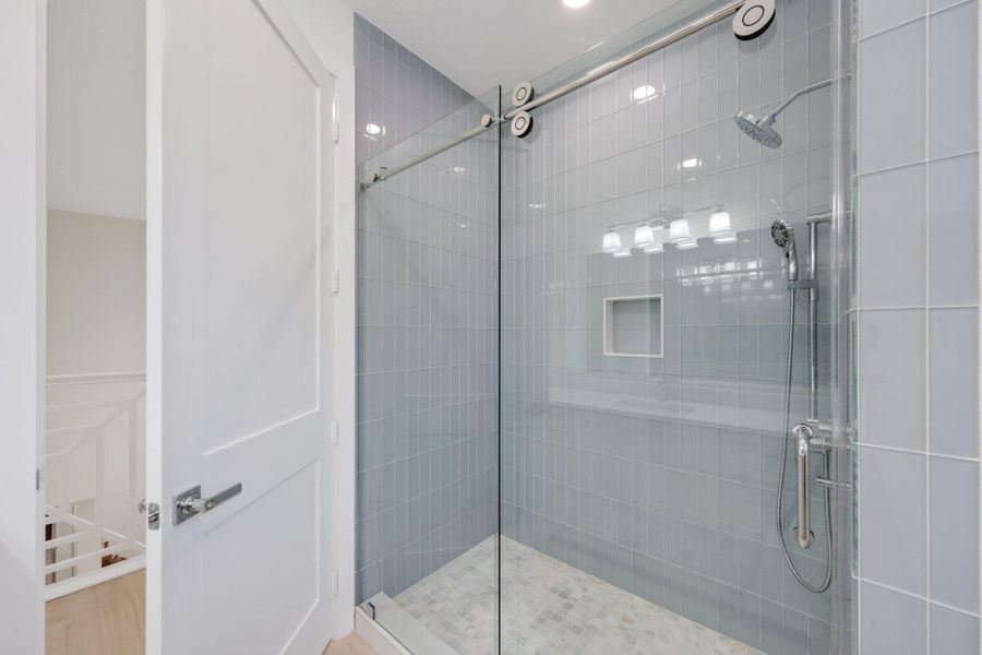 Furnished interior view inside a new home in , Jupiter (Image 37).