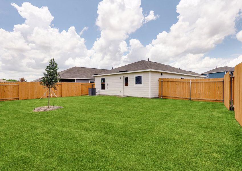 The back yard of the Ash is fully fenced-in. The back yard of the Ash is fully fenced-in.