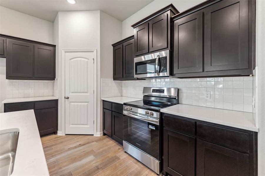 Furnished interior view inside a new home in Covenant Park, Springtown (Image 12). Furnished interior view inside a new home in Covenant Park, Springtown (Image 12).
