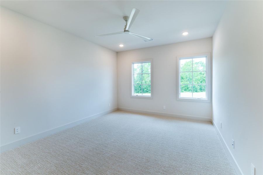 Spacious, unfurnished interior of a new home in , Spring (Image 22).
