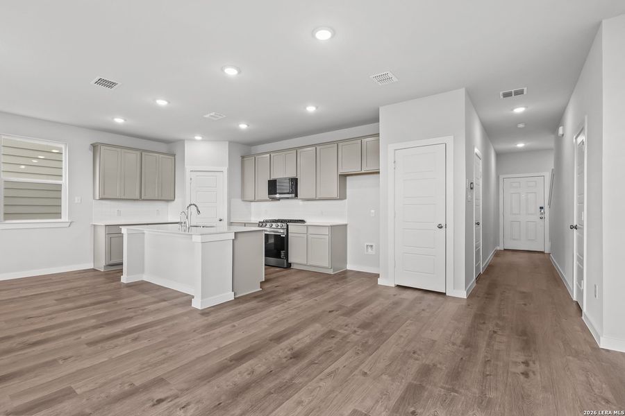 Image 26 of a home in Senna.