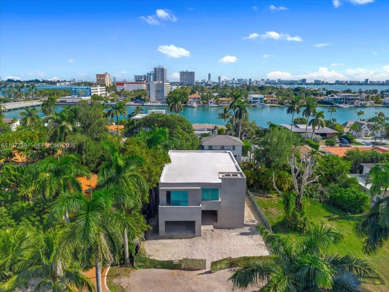 Image 19 of a home in .