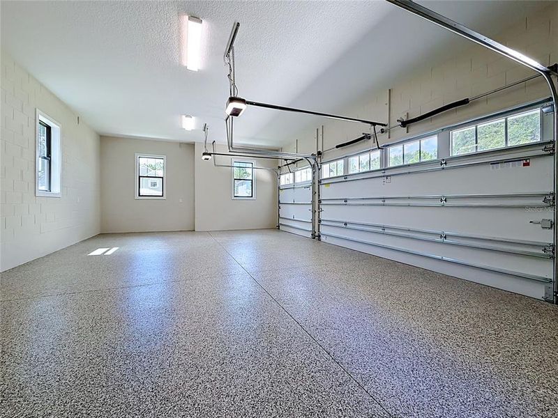 Spacious, unfurnished interior of a new home in , Howey-in-the-Hills (Image 45).